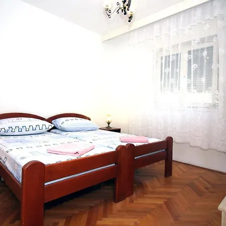 Charming In 28 M² + Parking *