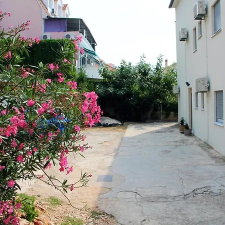 Charming In 28 M² + Parking Apartamento *